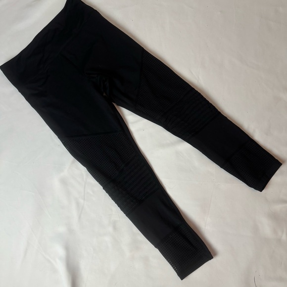 Lot Of 7 Zyia Leggings Women’s 6-8 And 8-10 Ankle Cropped Yoga Fitness Athletic - Picture 4 of 13